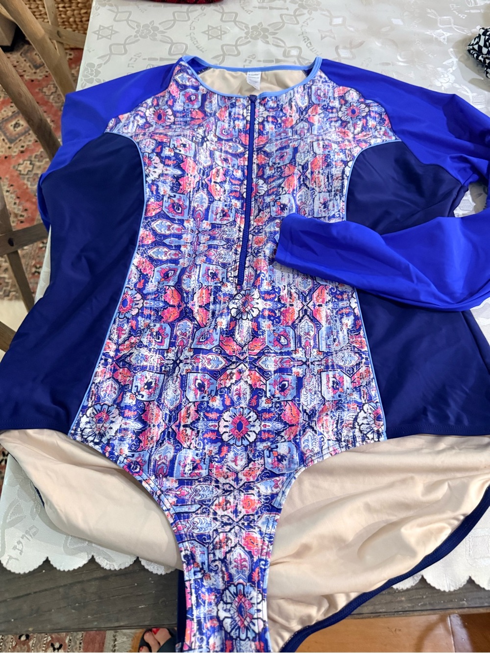 Coolibar women’s Blue & Pink Floral Long-Sleeve Rashguard One-Piece xxl